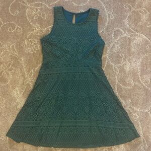 Green sleeveless party holiday dress, worn as youth XL (no size tag)
